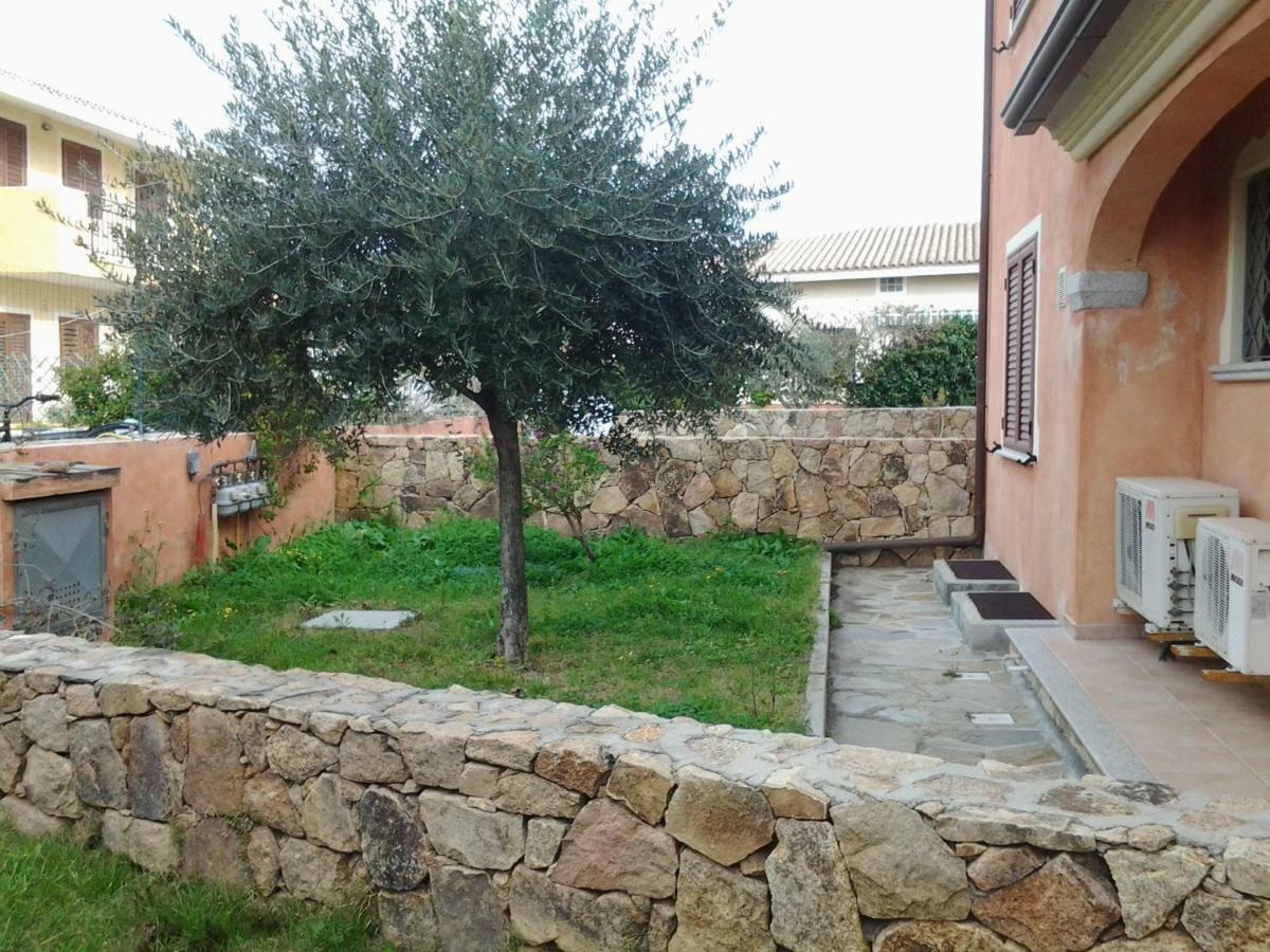 Ferienwohnung Casa Alice Budoni Exterior foto